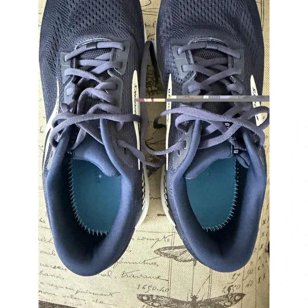 Brooks beast gts